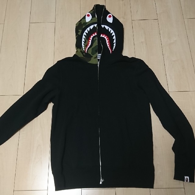 A BATHING APE(アベイシングエイプ)のAPE（エイプ）ジップアップパーカー② メンズのトップス(パーカー)の商品写真