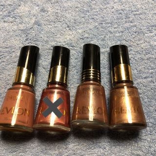 レブロン(REVLON)のREVLON ベージュ系３本セット(マニキュア)