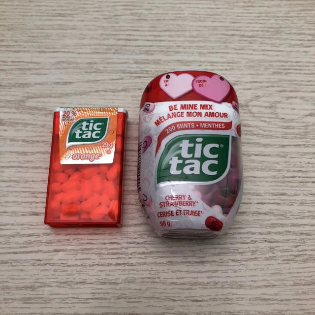 tictac cherry &strawberry Orange ティックタック 食品/飲料/酒の食品(菓子/デザート)の商品写真