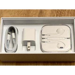 アイフォーン(iPhone)の☆iPhone コード、アダプター、イヤホン☆純正(変圧器/アダプター)