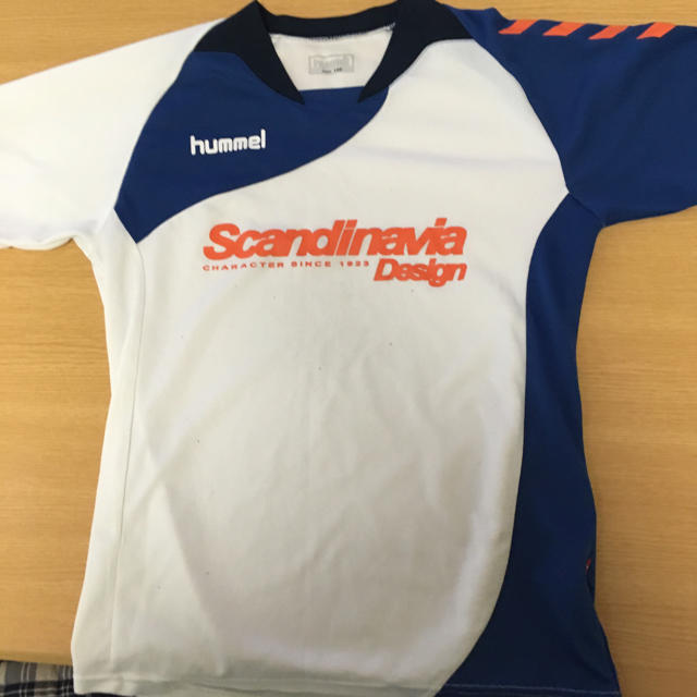hummel(ヒュンメル)のhummelのTシャツ  150 スポーツ/アウトドアのサッカー/フットサル(ウェア)の商品写真