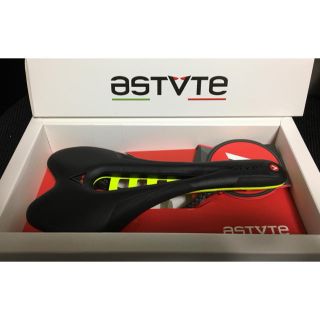 たいせい様専用 新品 astute SKYLITE VT 3.0 FLUO (パーツ)