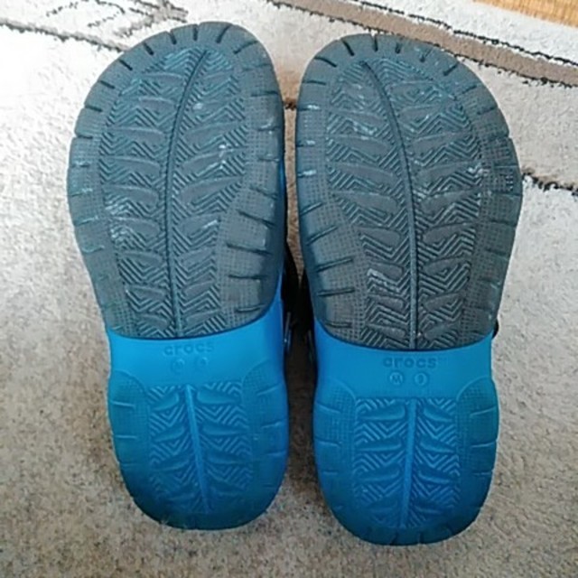 crocs(クロックス)のcrocs メンズの靴/シューズ(サンダル)の商品写真