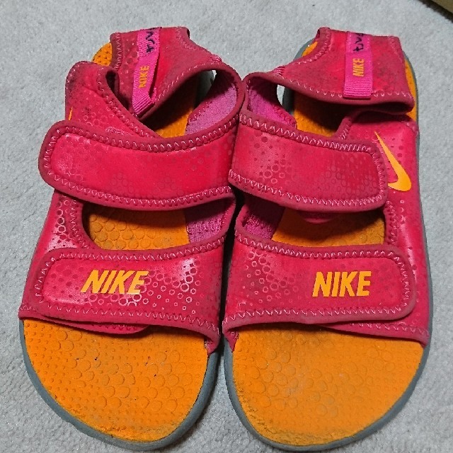 NIKE(ナイキ)のNIKEサンダル19㎝ キッズ/ベビー/マタニティのキッズ靴/シューズ(15cm~)(サンダル)の商品写真