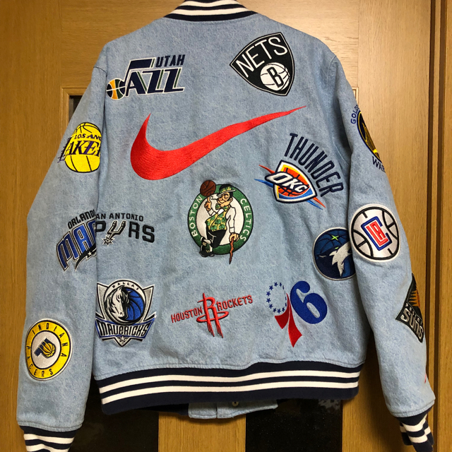 Supreme(シュプリーム)のSupreme Nike NBA Teams Warm-Up Jacket メンズのジャケット/アウター(スタジャン)の商品写真