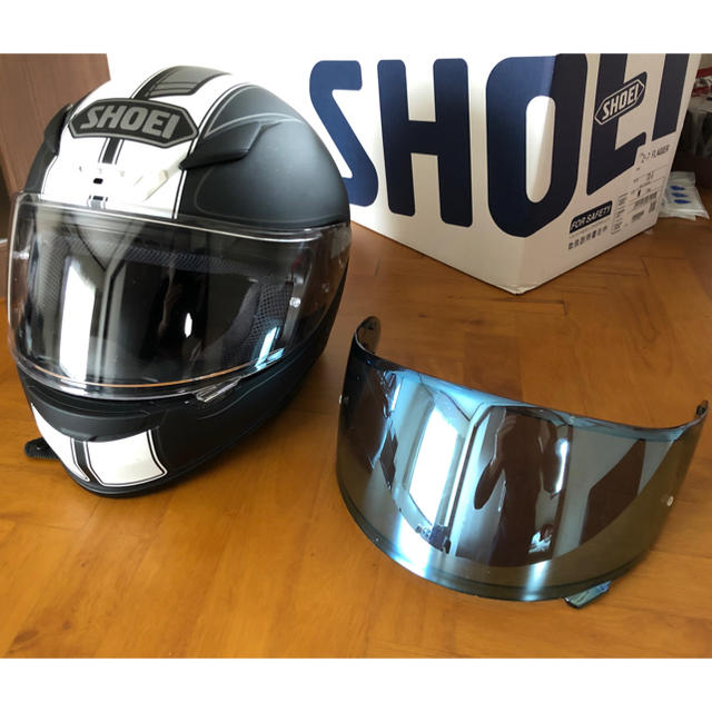 SHOEI Z-7 FLAGGER(white/black) 自動車/バイクのバイク(ヘルメット/シールド)の商品写真