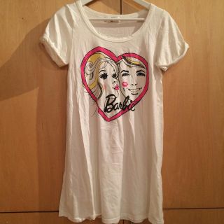 バービー(Barbie)のBarbie バービー Tシャツワンピ(ミニワンピース)