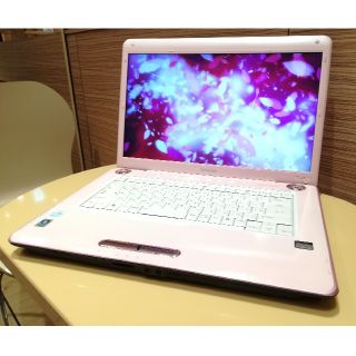 トウシバ(東芝)のバッテリー新品！可愛いピンクのdynabook AX/53HPK DVD(ノートPC)