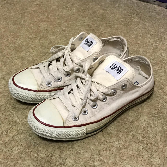 CONVERSE(コンバース)の処分価格！コンバース 24センチ レディースの靴/シューズ(スニーカー)の商品写真