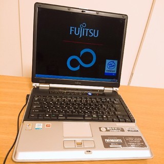 windows XP 富士通ノートパソコン(ノートPC)