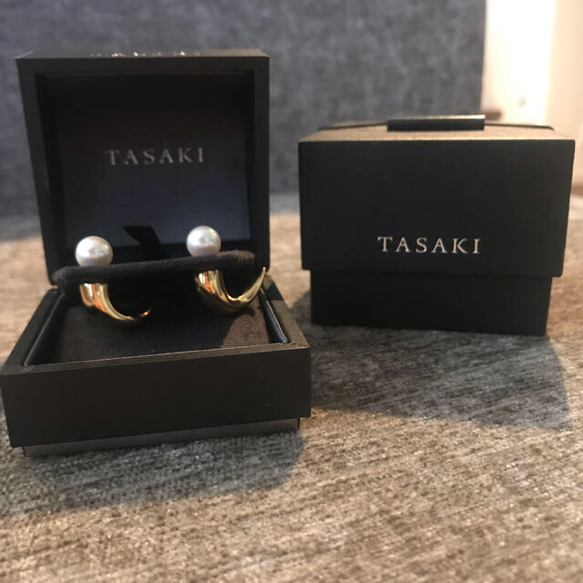 TASAKI(タサキ)のおまけ付き‼︎ タサキ TASAKI あこや ピアス リファインド リベリオン レディースのアクセサリー(ピアス)の商品写真