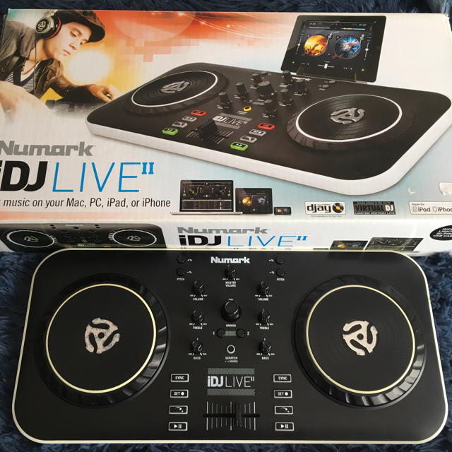 Numark iDJ LIVE II 楽器のDJ機器(DJコントローラー)の商品写真