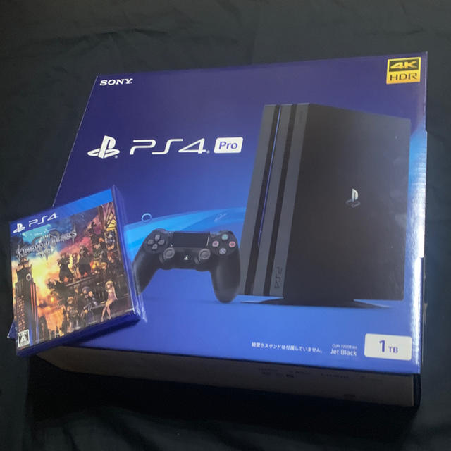 【送料込み・保証付き】ps4 pro ＋ キンハー3(新品未開封)