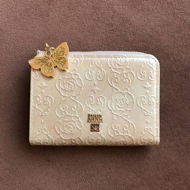 ANNA SUI 財布　ローズハート新品未使用