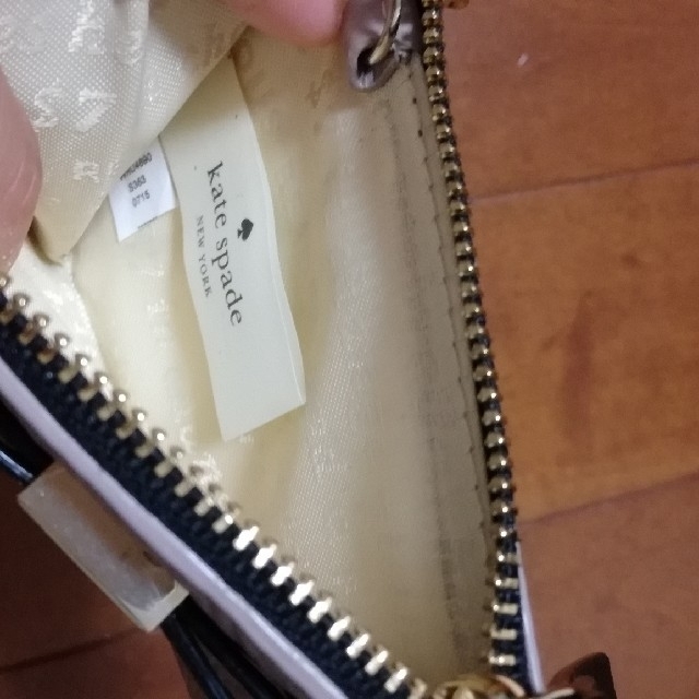 kate spade new york(ケイトスペードニューヨーク)の美品☆ケイト・スペード　パスケース レディースのファッション小物(名刺入れ/定期入れ)の商品写真