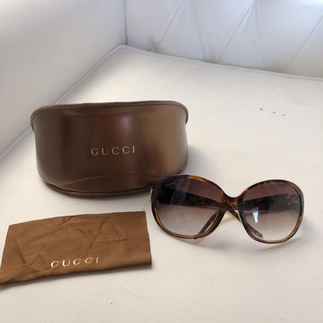 グッチ サングラス gucci 本物 レディースのファッション小物(サングラス/メガネ)の商品写真