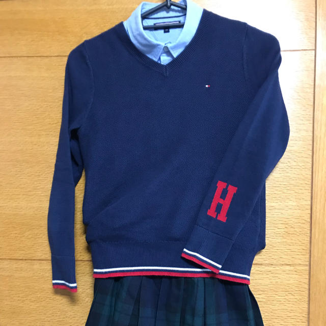 TOMMY HILFIGER(トミーヒルフィガー)のTOMMY HILFIGER 128 キッズ/ベビー/マタニティのキッズ服女の子用(90cm~)(ブラウス)の商品写真