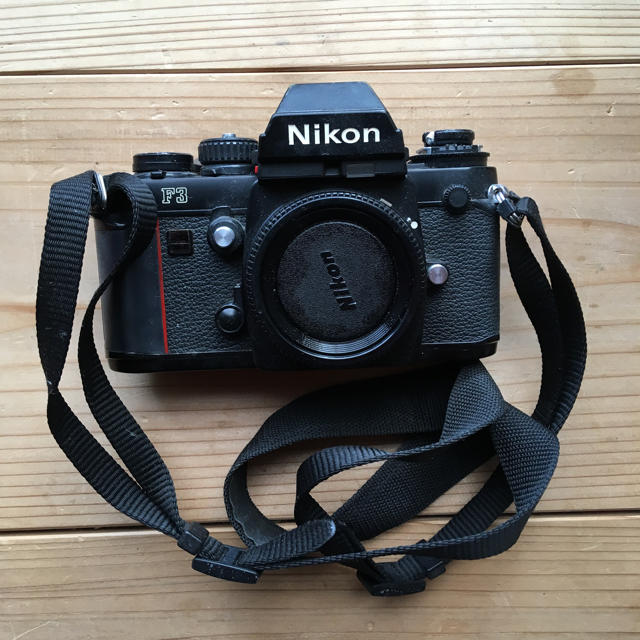Nikon(ニコン)のNIKON F3&レンズセット ジャンク品 スマホ/家電/カメラのカメラ(フィルムカメラ)の商品写真