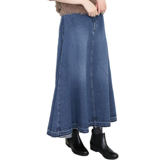 KBF - デニムフレアロングスカートの通販 by maco's shop ...
