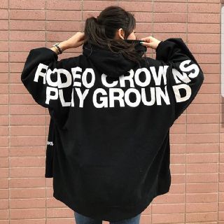 ロデオクラウンズワイドボウル(RODEO CROWNS WIDE BOWL)の人気完売✩RODEO CROWNS✩RCWB✩ビックロゴbiggyチュニック(パーカー)