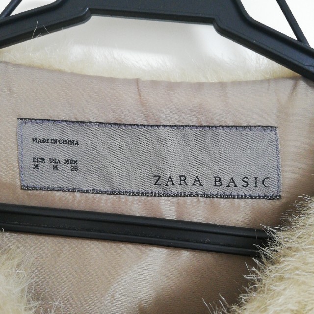 ZARA(ザラ)のZARA ファーベスト レディースのトップス(ベスト/ジレ)の商品写真