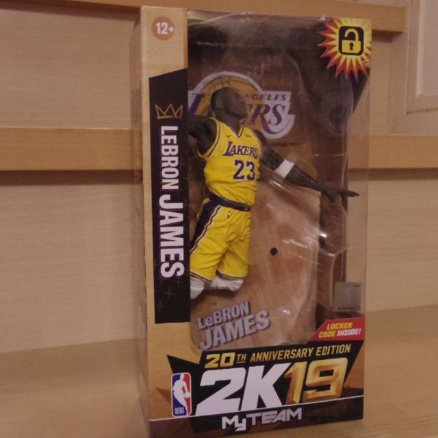 kさま専用　NBA レブロン・ジェームズ　レイカーズ フィギュア