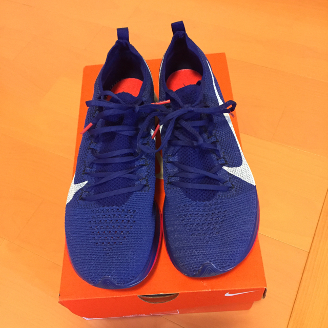 NIKE ナイキ ヴェイパーフライ4% 26センチ NIKE ナイキ ヴェイパーフライ4% 26センチ