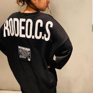 ロデオクラウンズワイドボウル(RODEO CROWNS WIDE BOWL)の完売✩RODEO CROWNS✩RCWB✩バックパッチロゴスウェットワンピース(ひざ丈ワンピース)