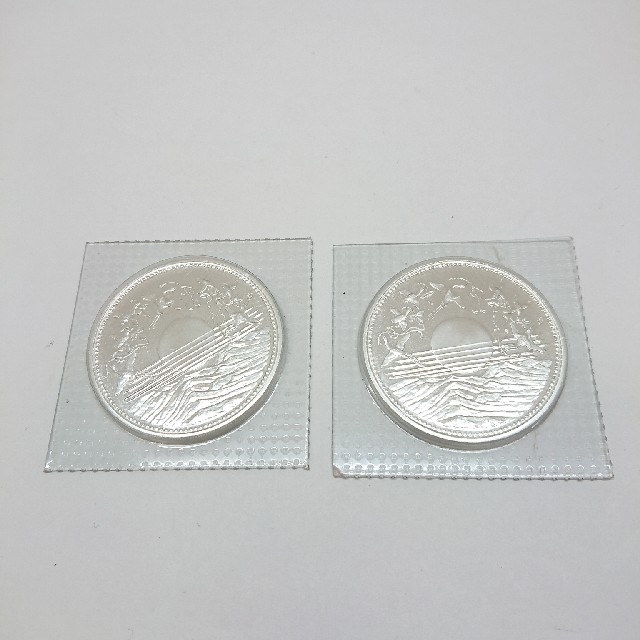 ご在位60年記念1万円銀貨2枚 エンタメ/ホビーの美術品/アンティーク(貨幣)の商品写真
