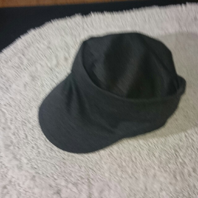 UNIQLO(ユニクロ)の【未使用に近い】ユニクロ 帽子 レディースの帽子(キャップ)の商品写真