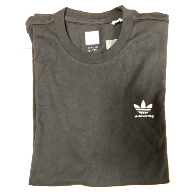 adidas(アディダス)の新品未使用 アディダス スケートボーディング Tシャツ 2枚セット メンズのトップス(Tシャツ/カットソー(半袖/袖なし))の商品写真