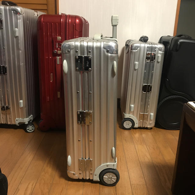 RIMOWA(リモワ)のRIMOWA クラッシックフライト 35L メンズのバッグ(トラベルバッグ/スーツケース)の商品写真