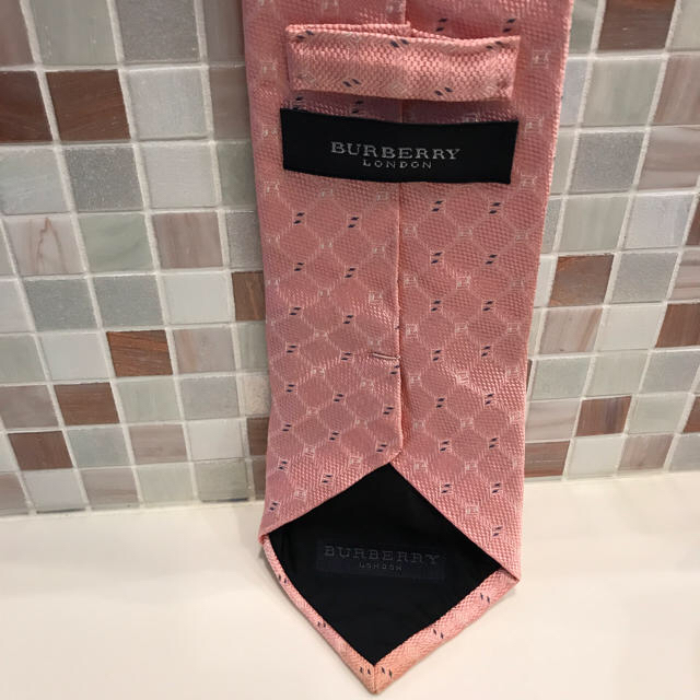 BURBERRY(バーバリー)のBurberry ネクタイ silk100% メンズのファッション小物(ネクタイ)の商品写真