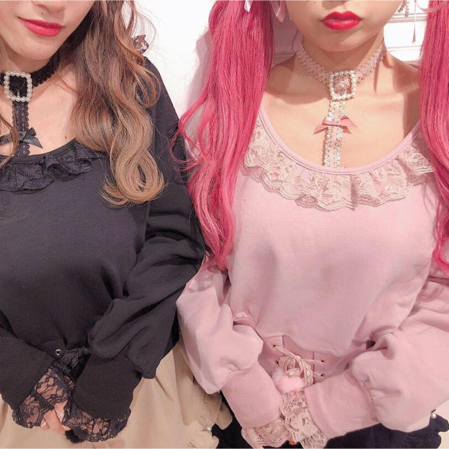 swankiss lace sweat TOPS