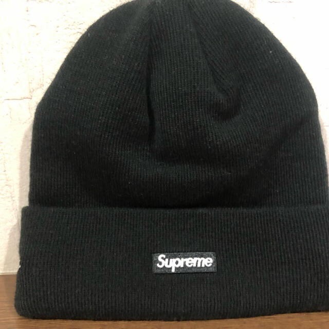 Supreme(シュプリーム)のsupreme Sロゴ ニット帽 メンズの帽子(ニット帽/ビーニー)の商品写真