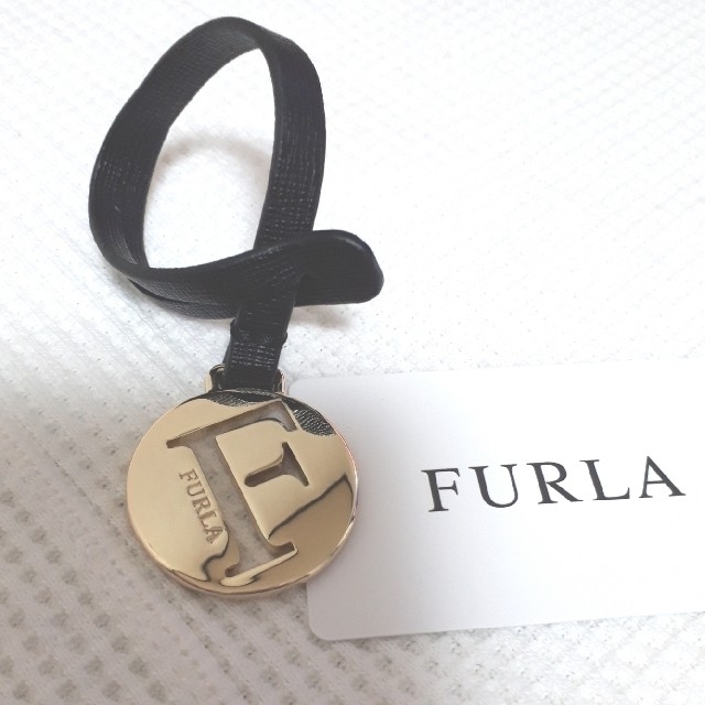 Furla(フルラ)のFURLA　バッグチャーム　美品✨ レディースのファッション小物(キーホルダー)の商品写真