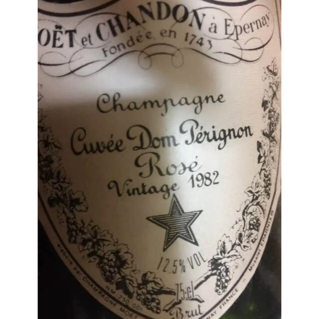 Dom Pérignon(ドンペリニヨン)の希少価値♡ドンペリニヨン ロゼ ヴィンテージ 1982 食品/飲料/酒の酒(シャンパン/スパークリングワイン)の商品写真