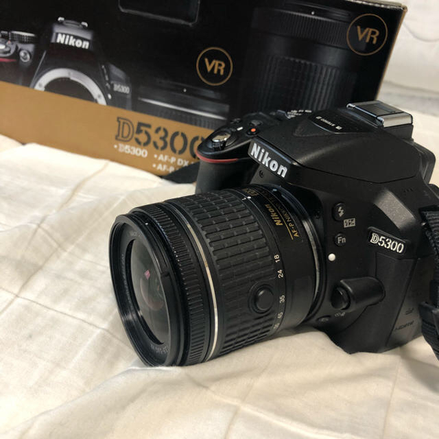 一眼レフ Nikon d5300 ダブルズームキット！