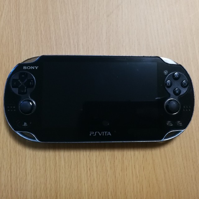 PlayStation Vita(プレイステーションヴィータ)のPlayStation®Vita 3G/Wi-Fiモデル PCH-1100 エンタメ/ホビーのゲームソフト/ゲーム機本体(携帯用ゲーム機本体)の商品写真