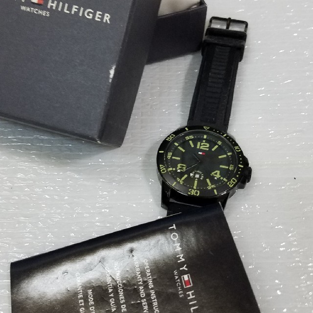 TOMMY HILFIGER(トミーヒルフィガー)のTOMMY HILFIGERの腕時計 メンズの時計(腕時計(アナログ))の商品写真