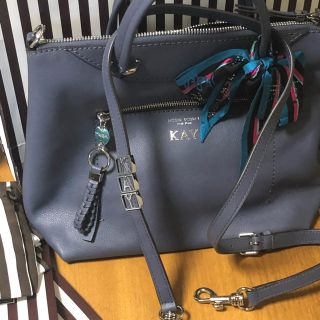 ヘンリベンデル(Henri Bendel)のヘンリベンデル 未使用 初期 アルファベット チャーム 追加画像。(キーホルダー)