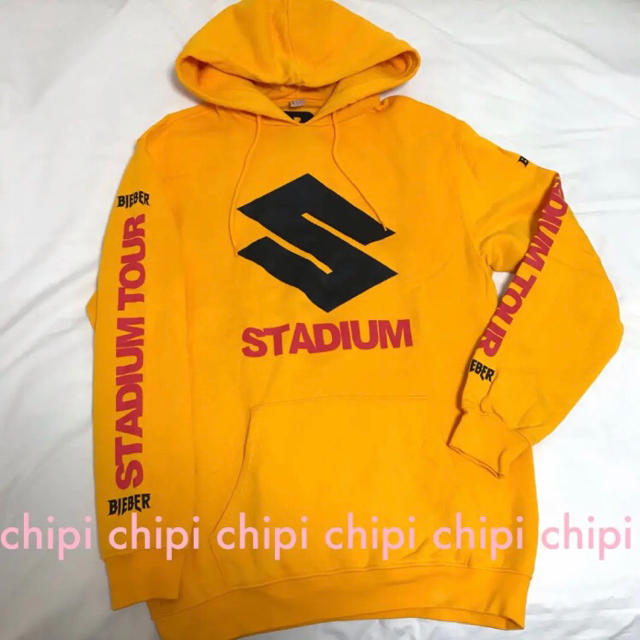 H&M(エイチアンドエム)のH&M STADIUM TOUR スウェットパーカー メンズのトップス(スウェット)の商品写真