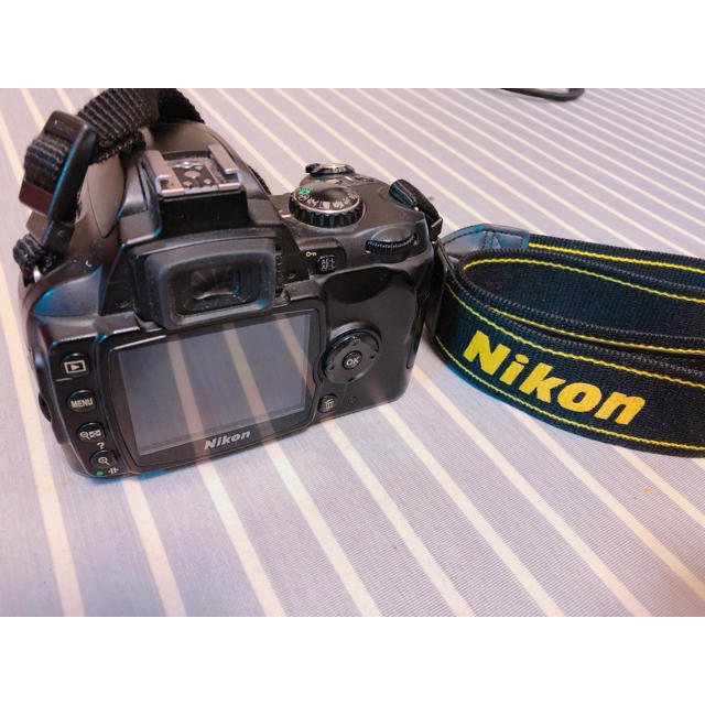 Nikon(ニコン)のこの値段は本日限りとします！  Nikon 一眼レフ 携帯にすぐ送れます！ スマホ/家電/カメラのカメラ(デジタル一眼)の商品写真