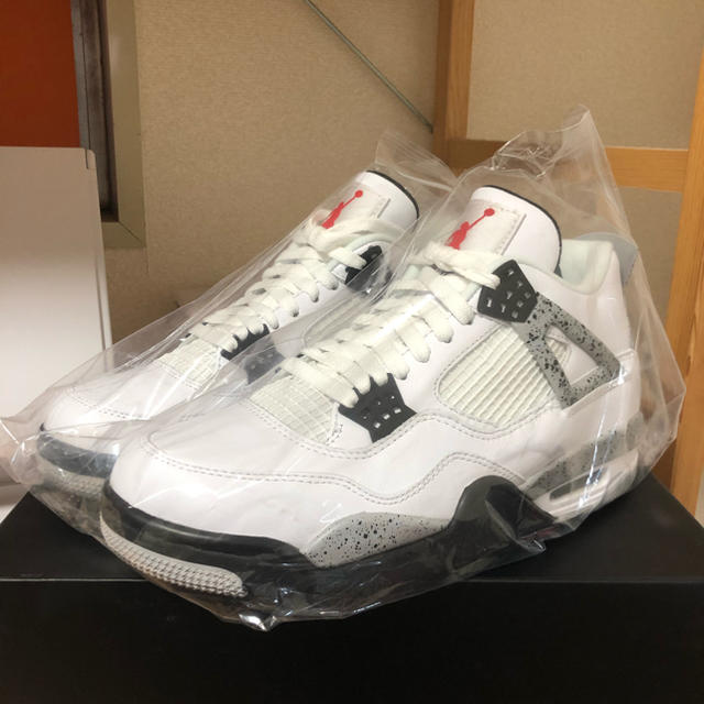 国内正規 AIR JORDAN 4 WHITE CEMENT 26.5