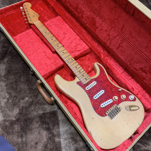 Fender - フェンダーカスタムショップ製 ストラトキャスター レリックの通販 by umum's shop｜フェンダーならラクマ