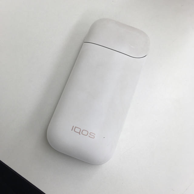 IQOS(アイコス)のIQOS 2.4 plus スマホ/家電/カメラのスマホ/家電/カメラ その他(その他)の商品写真