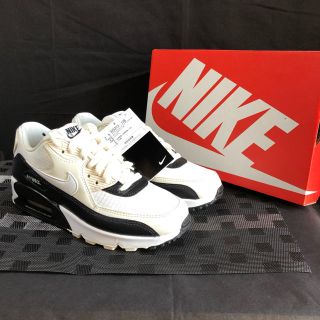 ナイキ(NIKE)の送料込み❗️NIKE ウィメンズ エアーマックス90  22.5㎝ 新品未使用(スニーカー)