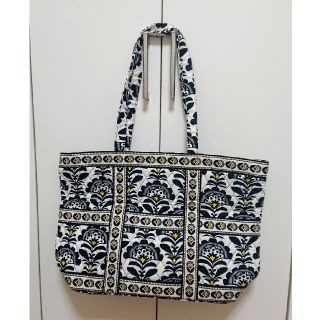 ヴェラブラッドリー(Vera Bradley)の【美品】ベラブラッドリー トートバッグ(トートバッグ)