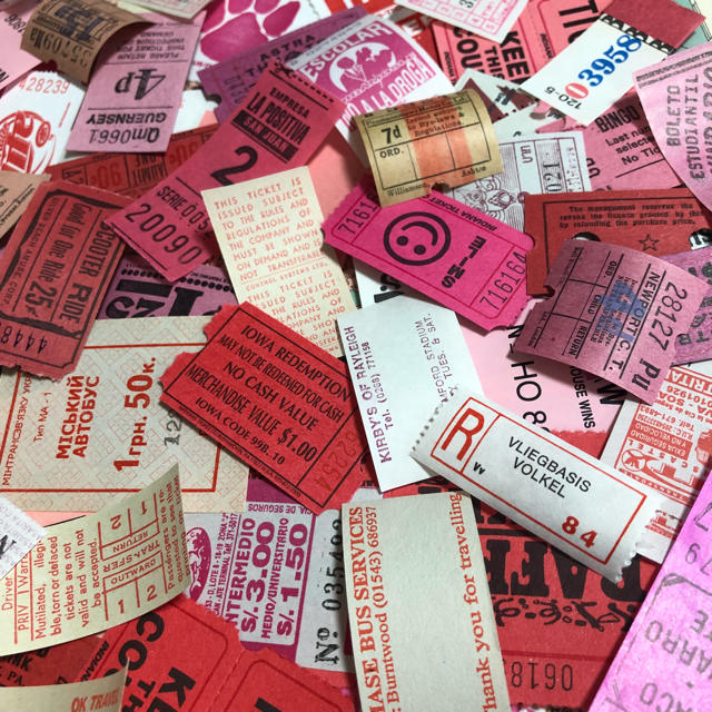 海外チケット 70枚 コラージュセット【ピンク系】 エンタメ/ホビーのコレクション(印刷物)の商品写真