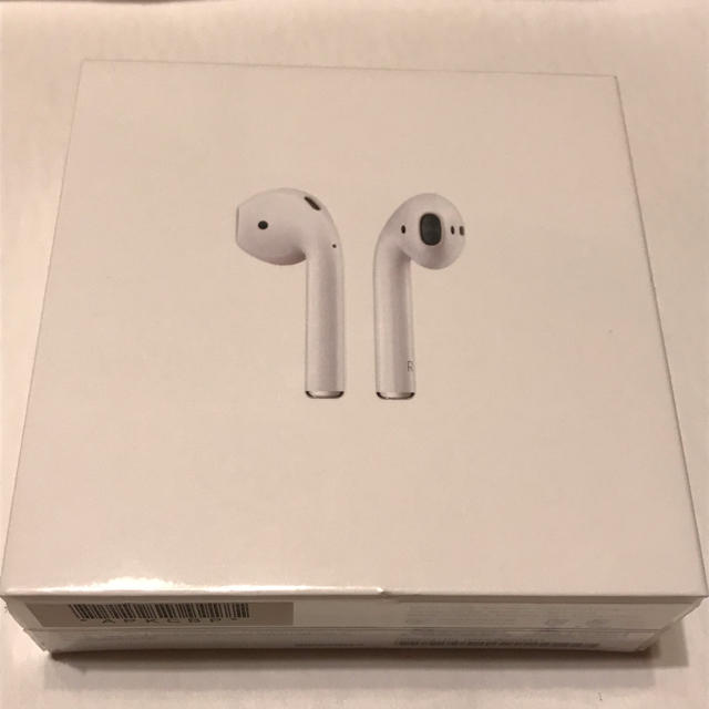 Apple(アップル)のAirPods スマホ/家電/カメラのオーディオ機器(ヘッドフォン/イヤフォン)の商品写真